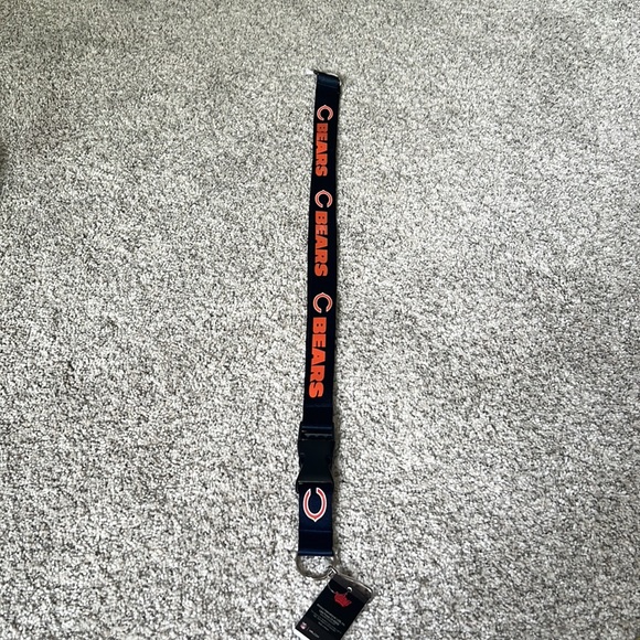 Sale 5 for $20 Chicago Bears lanyard - Picture 2 of 4
